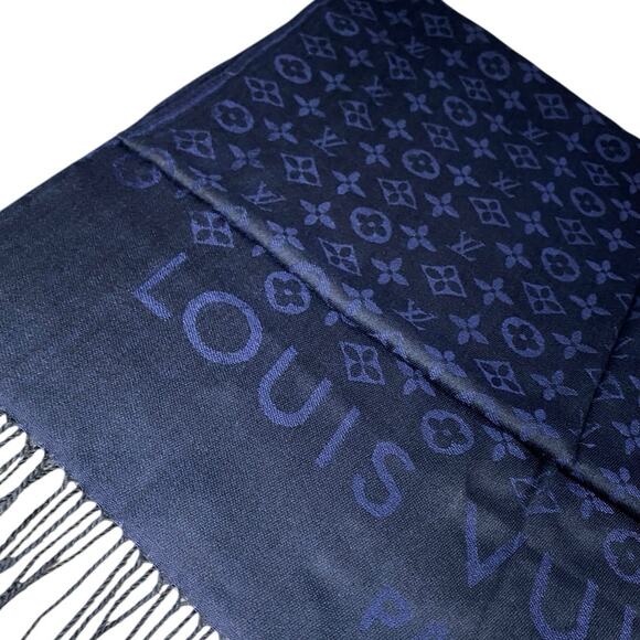 Louis Vuitton Fringed Wool Monogram Scarf 26”x75” - Picture 3 of 3